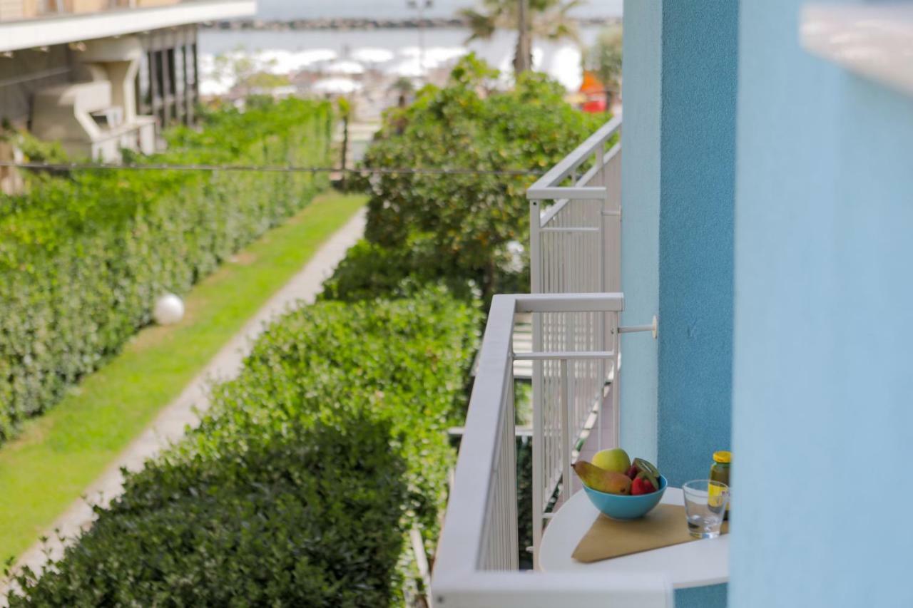 Art Hotel La Perla Bellaria-Igea Marina Bagian luar foto